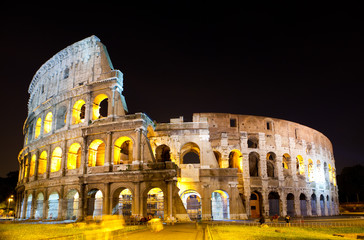 Fototapeta premium Italy. Rome. The night Collosseo