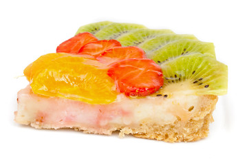 cheesecake with orange, kiwi and strawberry