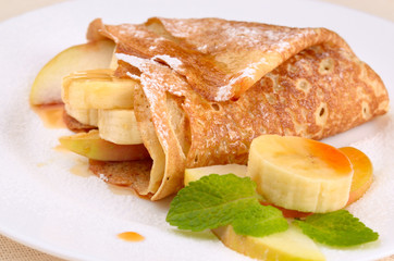 Crepes with maple sirup