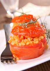 stuffed tomato with wheat ad rosemary