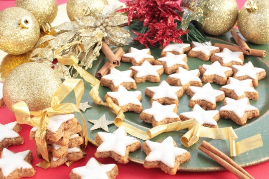 A plate of Christmas cinnamon cookies