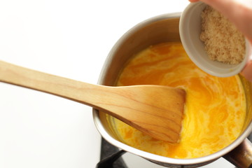 cooking of mango pudding