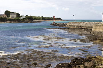 Exit of the port of audierne at low tide