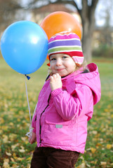 Mädchen mit Ballons