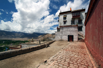 Obraz premium Monastery near city of Leh, India