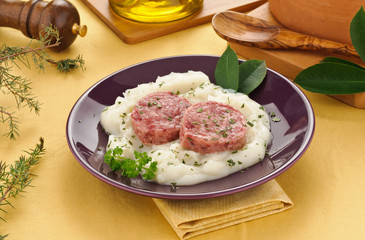 Zampone con purè di patate