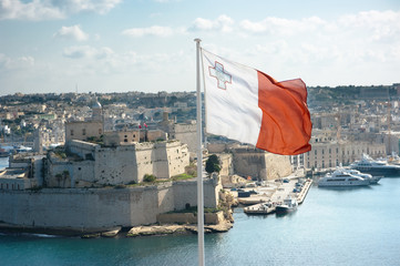 Maltese Flag Is Flying From Upper Barrakka Gardens In Valletta - 37427416