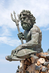 Large King Neptune Statue in VA Beach - obrazy, fototapety, plakaty
