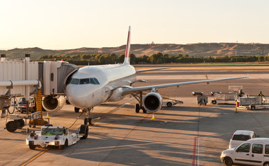 Refueling aircraft