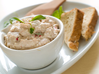 hummus