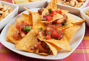 Nachos, corn chips with fresh salsa