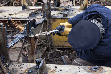 Gas cutting