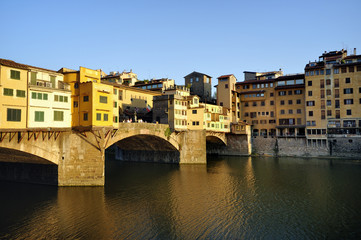 Fototapeta na wymiar ponte vecchio, florence, italy