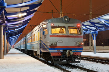 Electric suburban train