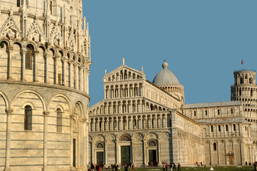Fototapeta premium Baptistry and Duomo on Field of Miracles in Pisa Italy