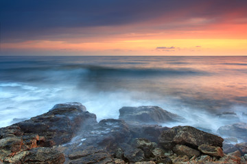 Obraz premium The coastline at dawn