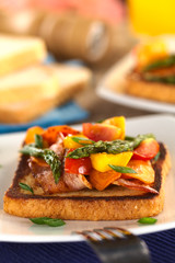 Baked asparagus, mango, tomato, carrot, bacon sandwich