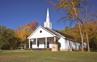 Fototapeta na wymiar Hill Creek Church