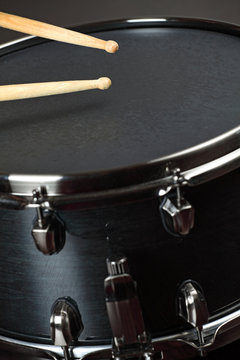 Wood snare drum