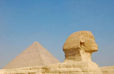 Sphinx and Pyramid of Giza, Egypt