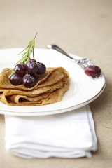 pfannkuchen mit weintrauben