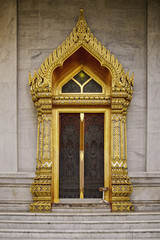 Fototapeta na wymiar Benchamabophit świątynia Bangkoku w Tajlandii