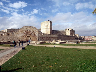 CASTILLO