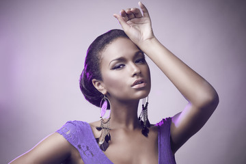 Obraz premium Fashion portrait of beautiful african woman