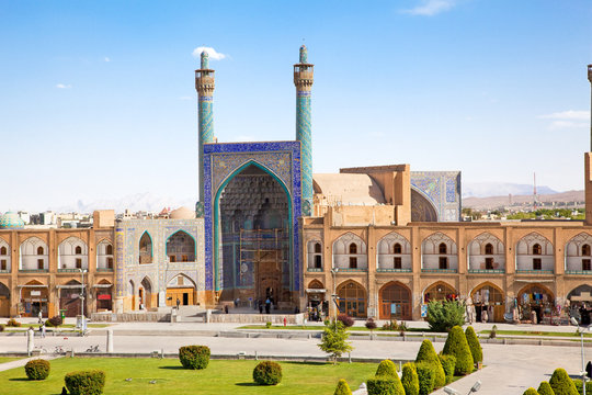 Jame Abbasi mosque on Naqsh-i Jahan Square , Esfahan,  Iran