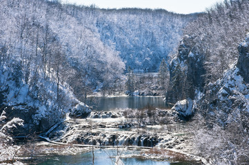 Waterfalls and lakes at Plitvice National Park, winter season - 37543021