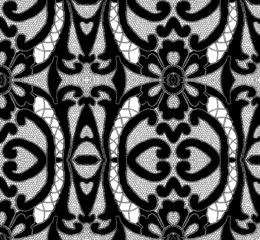 Simple lace with lacing