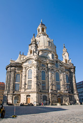 Fototapeta na wymiar Dresdens restored Frauenkirche