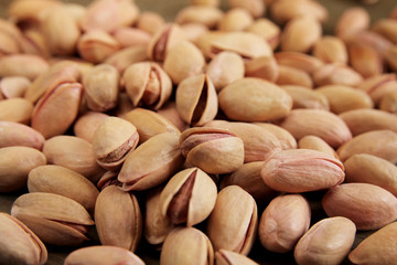shelled pistachio