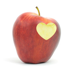 Plakat Czerwone jabłko z symbolem serca