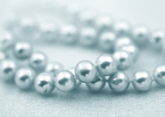 Pearl beads