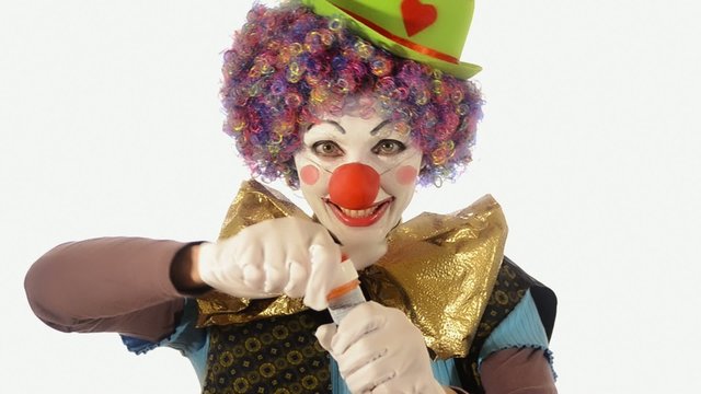 il clown e le bolle di sapone