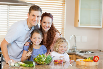 Obraz na płótnie Canvas Family in the kitchen