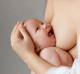 breastfeeding - 37589642