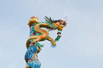 Chinese style dragon statue