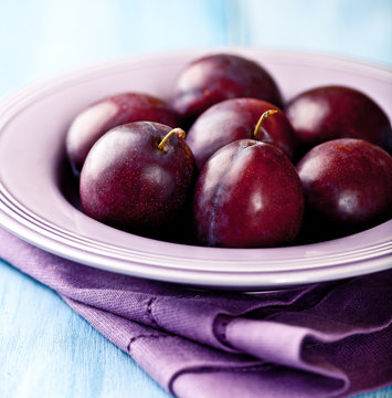 รูปภาพDamsons – เลือกดูภาพถ่ายสต็อก เวกเตอร์ และวิดีโอ8,040 | Adobe Stock