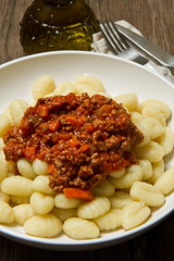 gnocchi di patate al ragù di carne