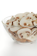 Braune Champignons in Scheiben