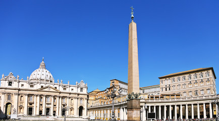 Fototapeta na wymiar Bazylika Świętego Piotra w Rzymie.