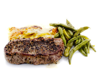 Rindersteak mit grünen Bohnen
