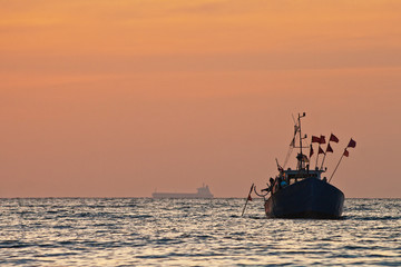 Ein Fischkutter auf der Ostsee.