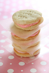 Cream Cookies