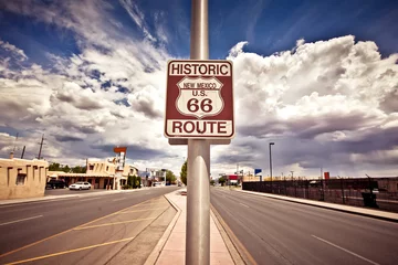 Zelfklevend Fotobehang Historisch route 66 routebord © Andrew Bayda