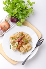 Schlesische Kartoffelklöße mit Kasseler und Sauerkraut