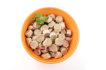 Quenelles de moelle pour pot au feu dans le bol