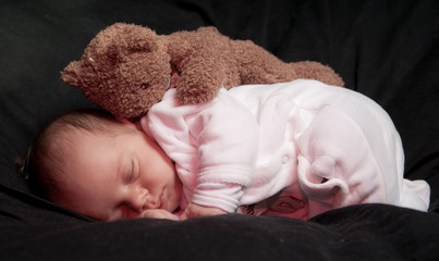 nourrisson et nounours © Magalice